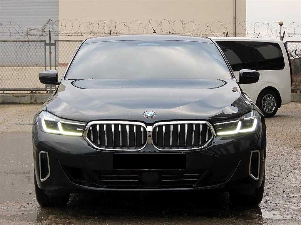 BMW Gran Turismo — photo 01