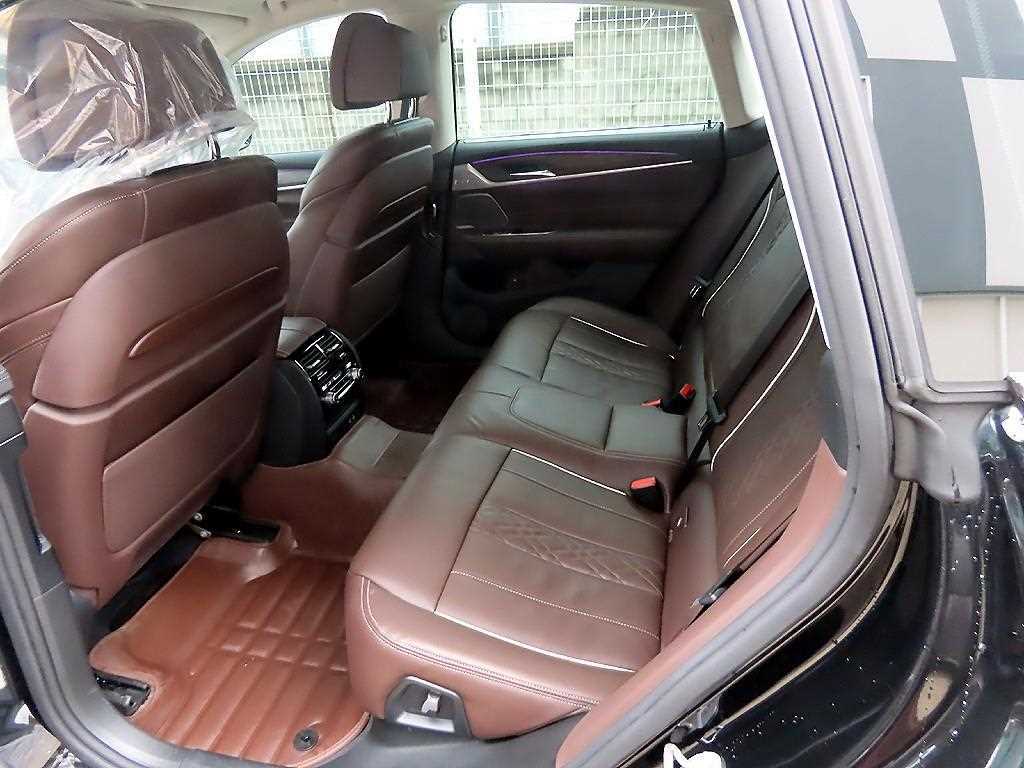 BMW Gran Turismo — photo 06