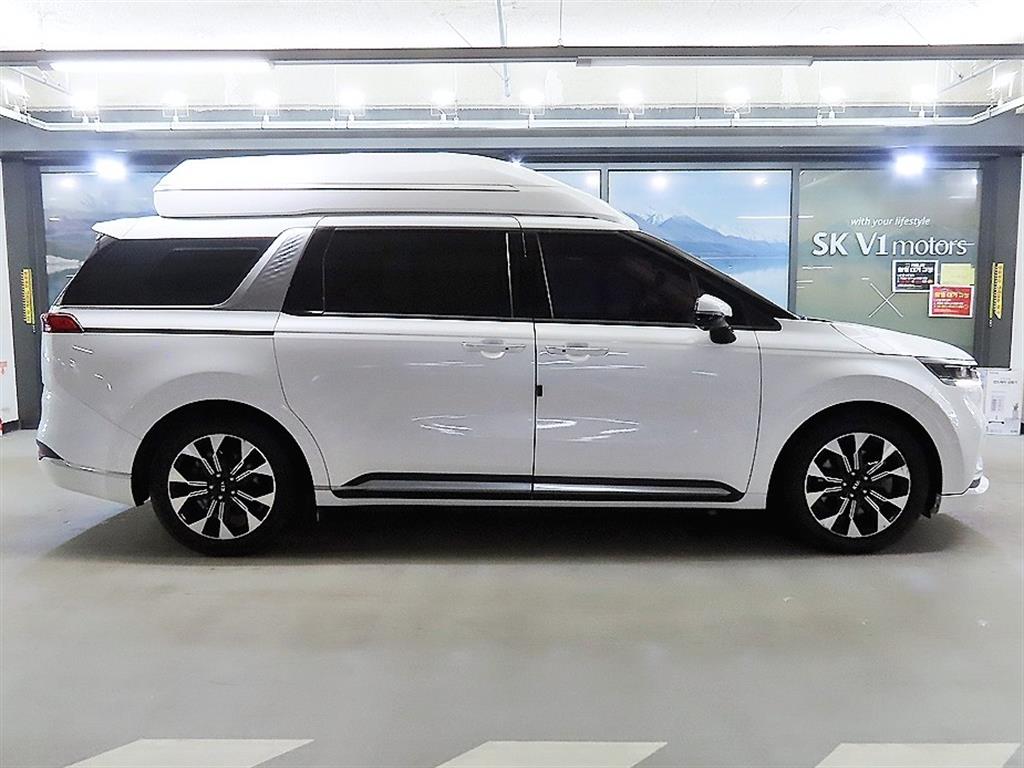 Kia Carnival — photo 03