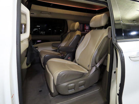 Kia Carnival — photo 07