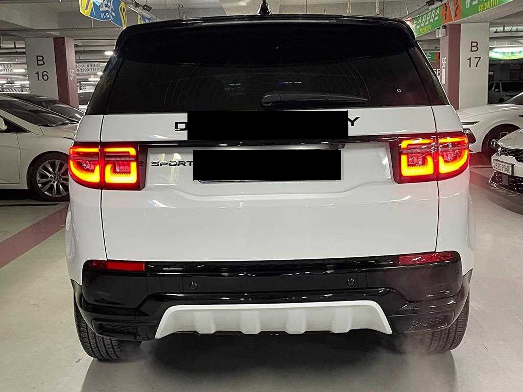 Land Rover Discovery Sport — photo 04