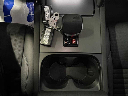 Land Rover Discovery Sport — photo 11