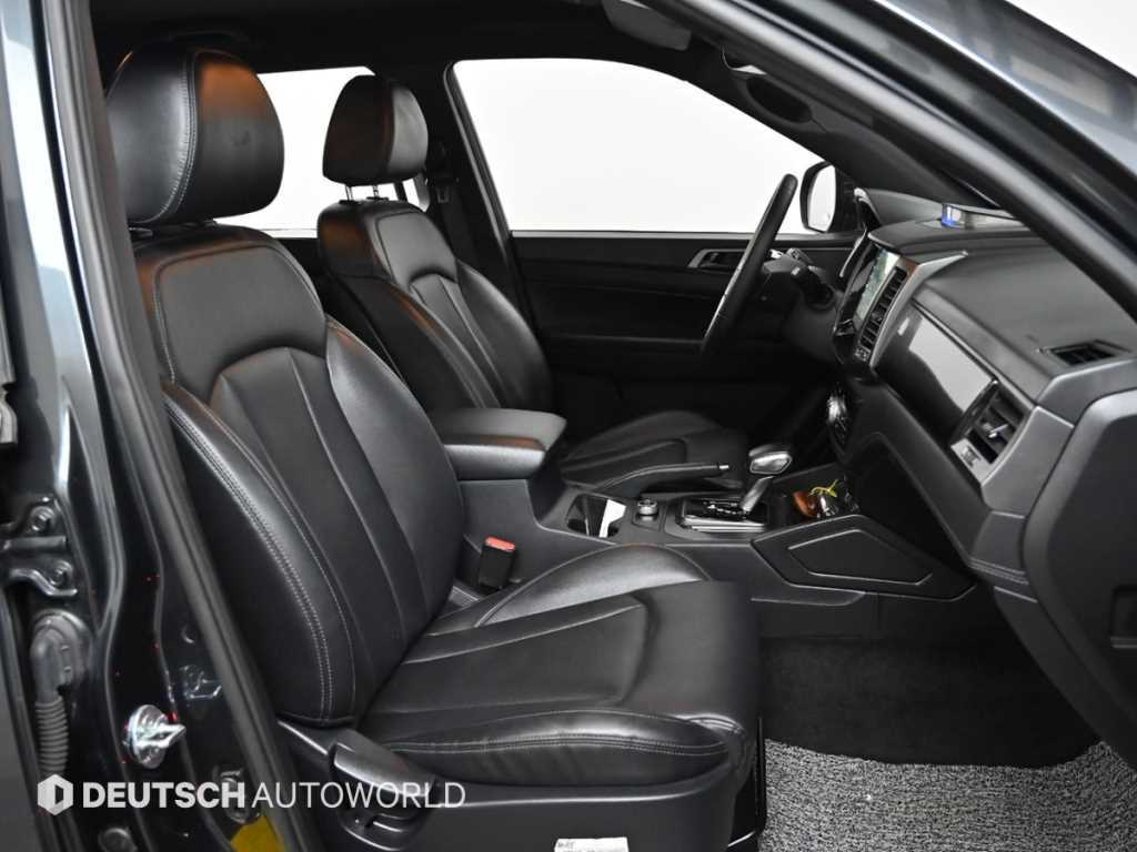 KGM Rexton — photo 10