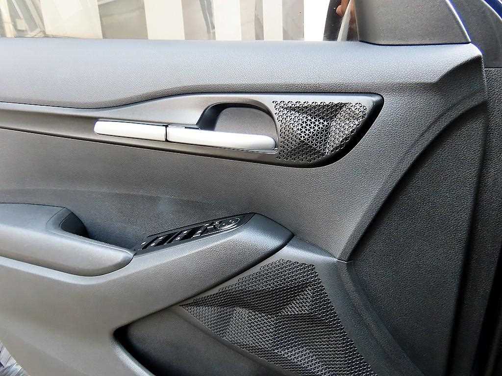 Kia Seltos — photo 11