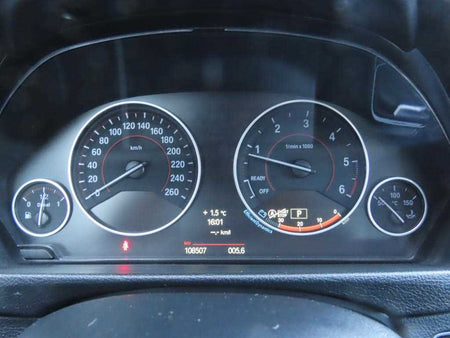 BMW 3-Series — photo 07
