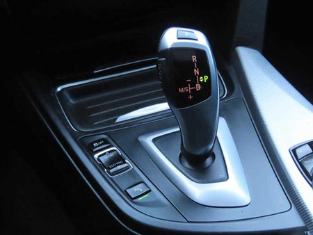 BMW 3-Series — photo 13