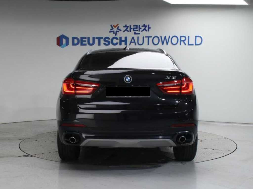 BMW X6 — photo 04