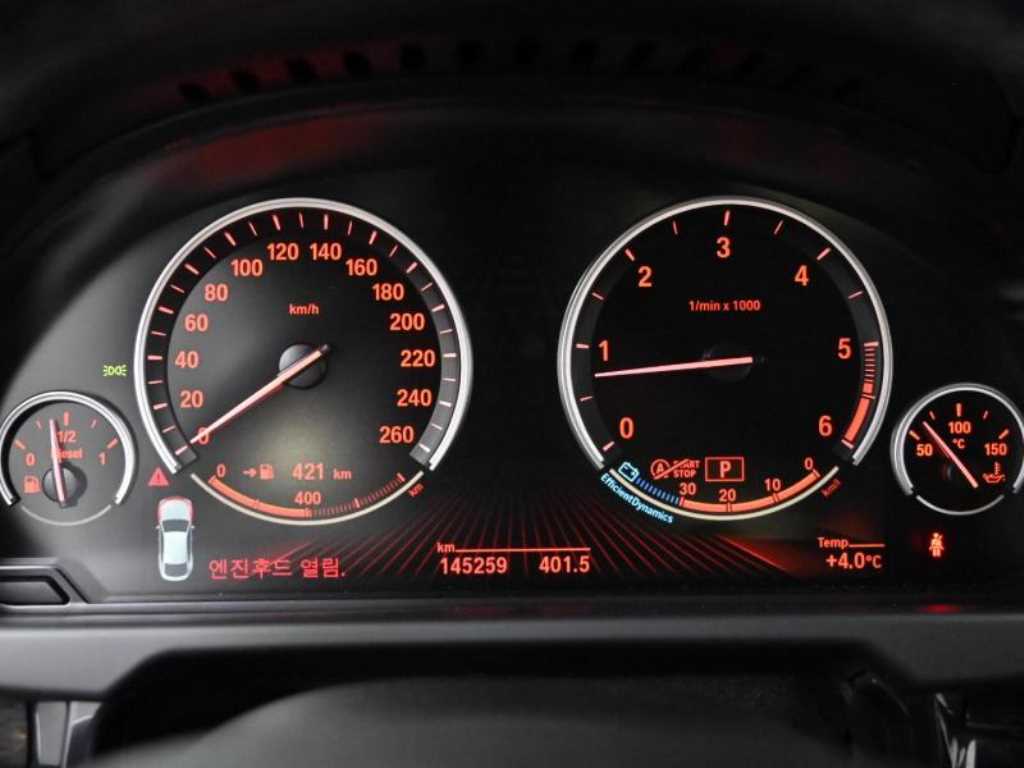 BMW X6 — photo 08