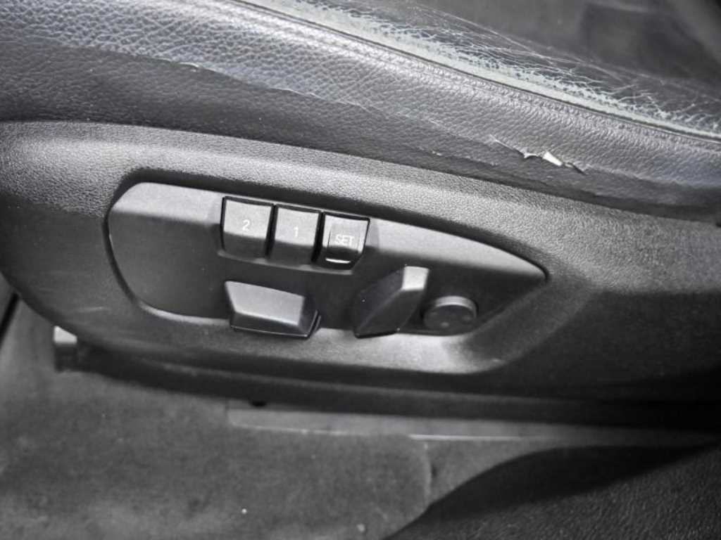 BMW X6 — photo 17