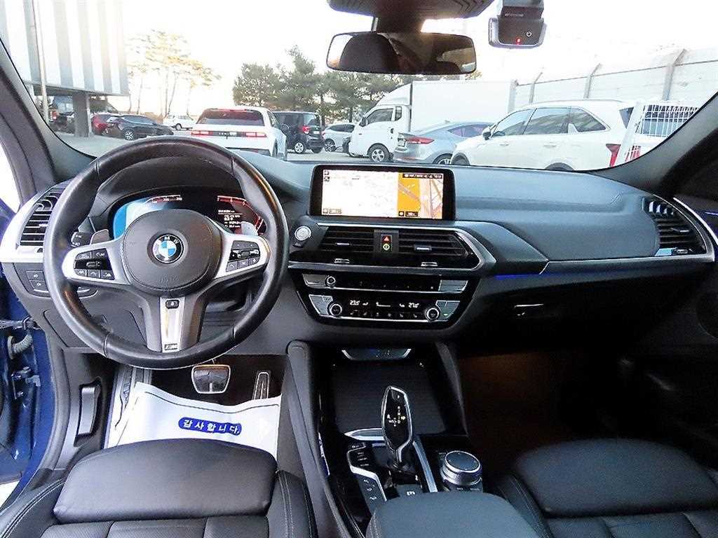BMW X4 — photo 07