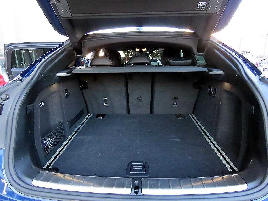 BMW X4 — photo 17