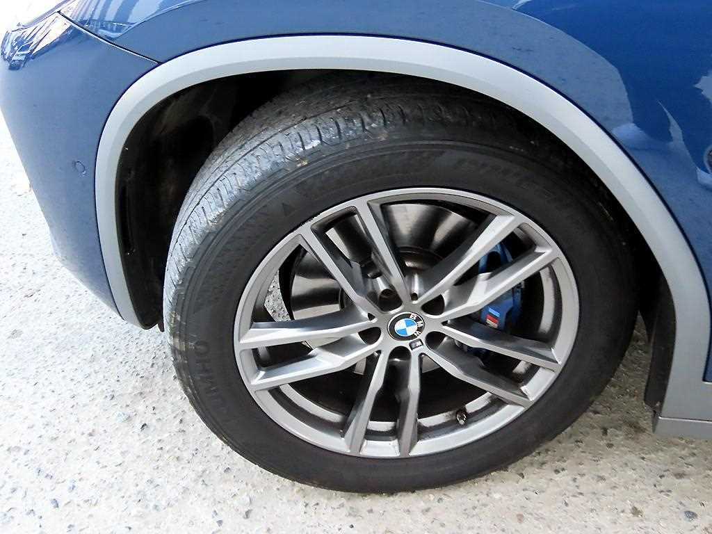 BMW X4 — photo 20
