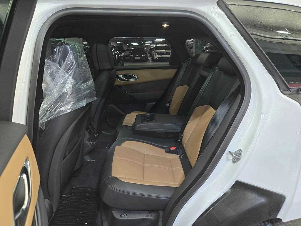 Land Rover Range Rover Velar — photo 07