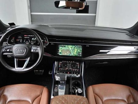 Audi Q7 — photo 08