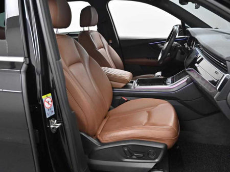 Audi Q7 — photo 11