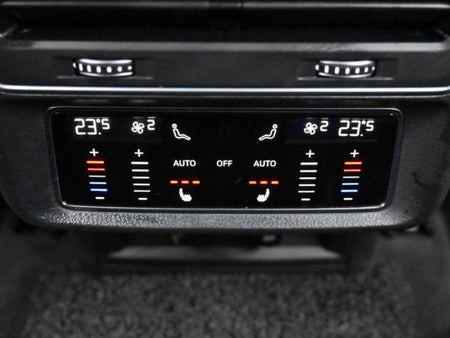 Audi Q7 — photo 17