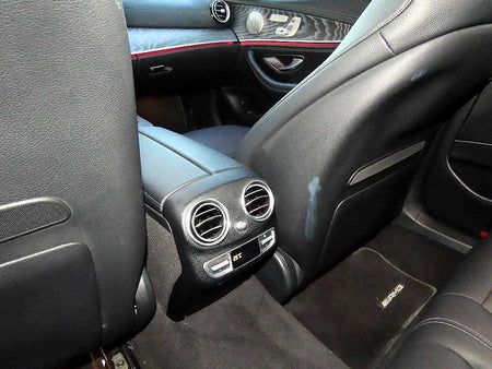 Mercedes-Benz E-Class — photo 16