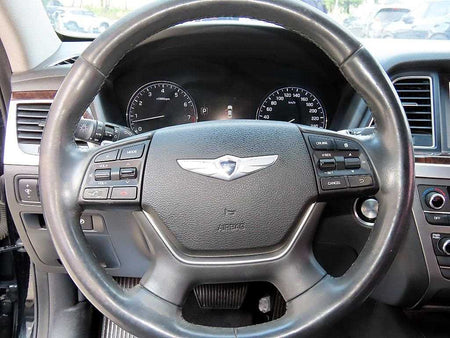 Hyundai Genesis — photo 08