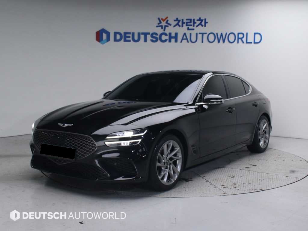 Genesis G70 — photo 01