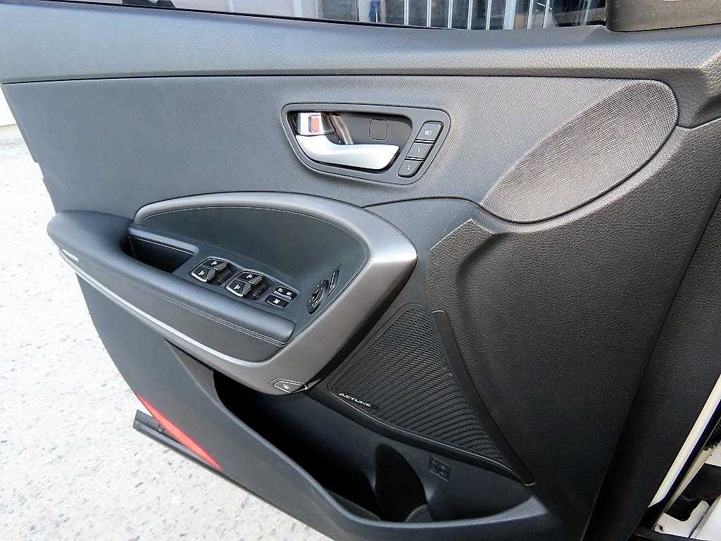 Hyundai Santafe — photo 11