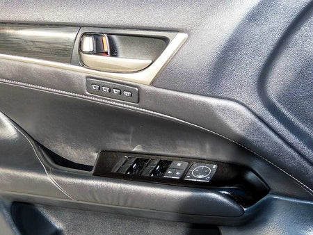 Lexus GS — photo 11