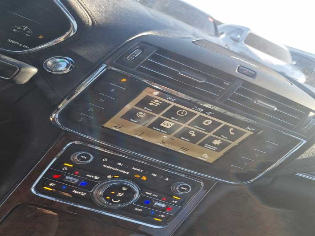 Lincoln Continental — photo 12