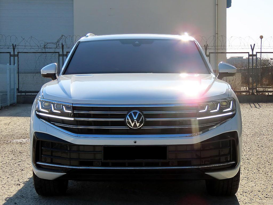 Volkswagen Touareg — photo 01