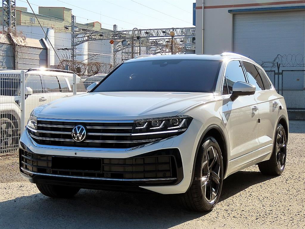 Volkswagen Touareg — photo 02