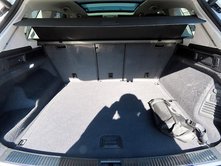 Volkswagen Touareg — photo 17
