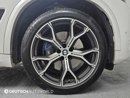 BMW X5 — photo 05