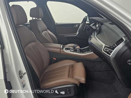 BMW X5 — photo 10