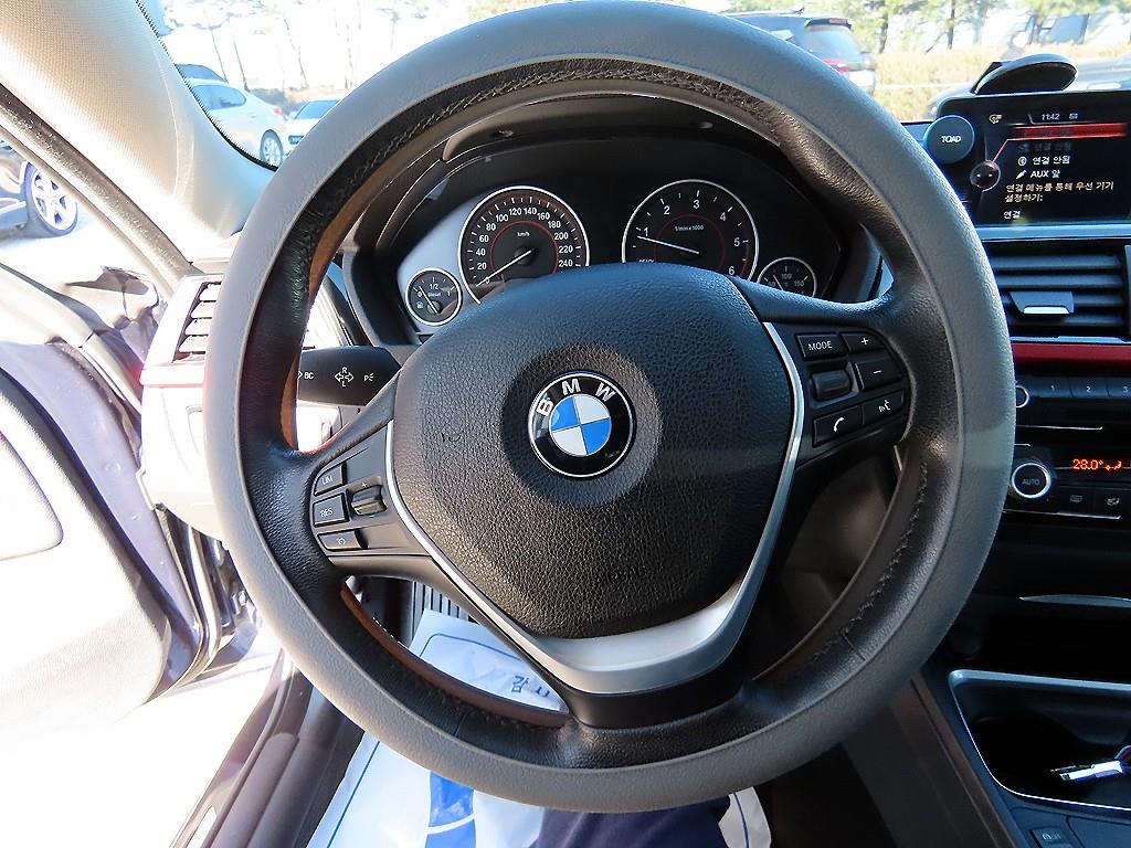 BMW 4-Series — photo 08