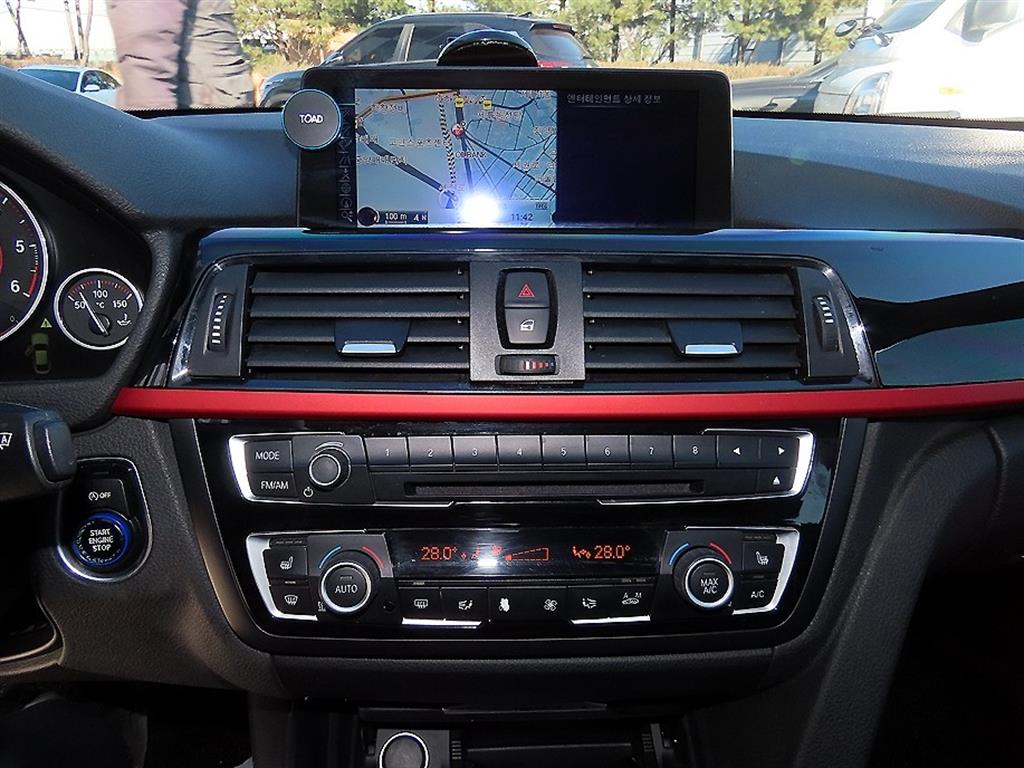 BMW 4-Series — photo 13
