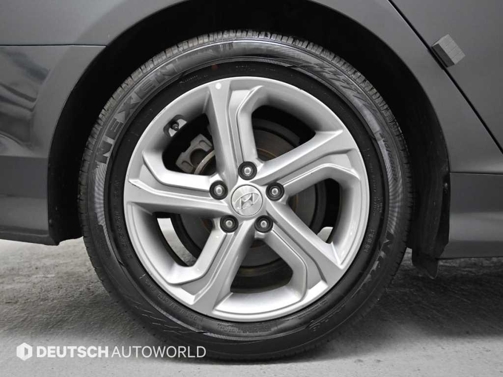 Hyundai Sonata — photo 05