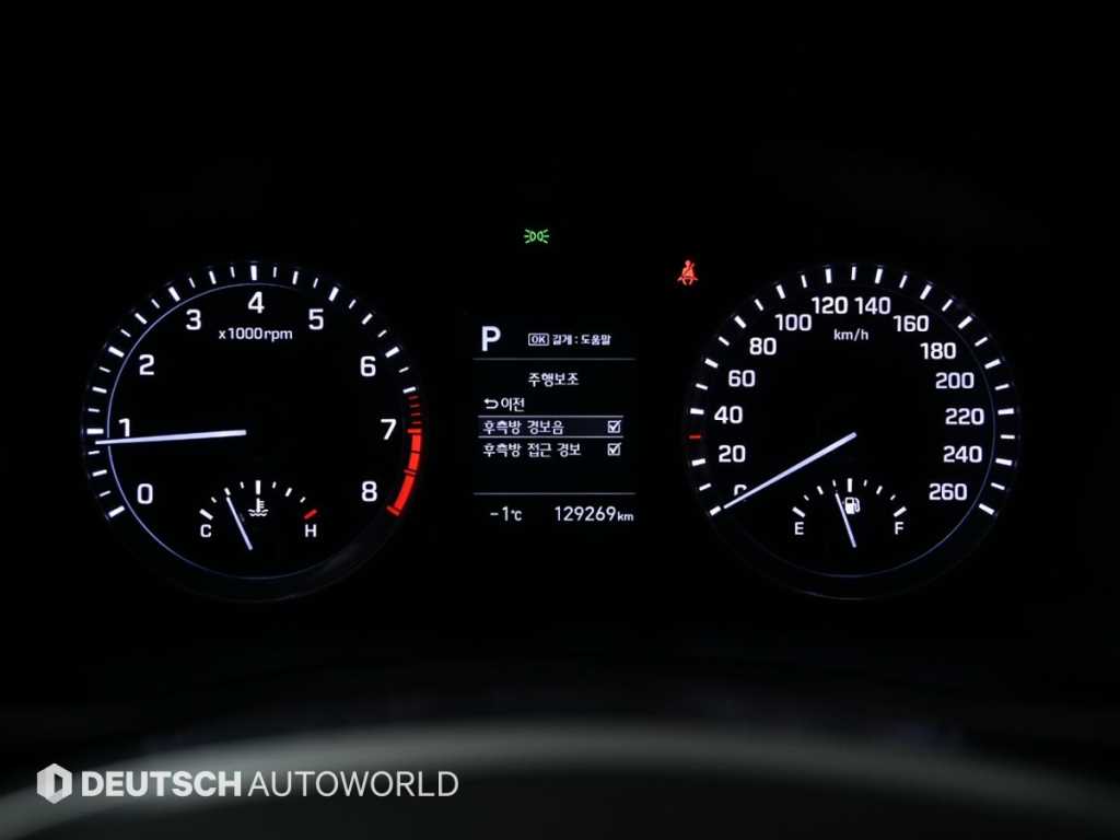 Hyundai Sonata — photo 08