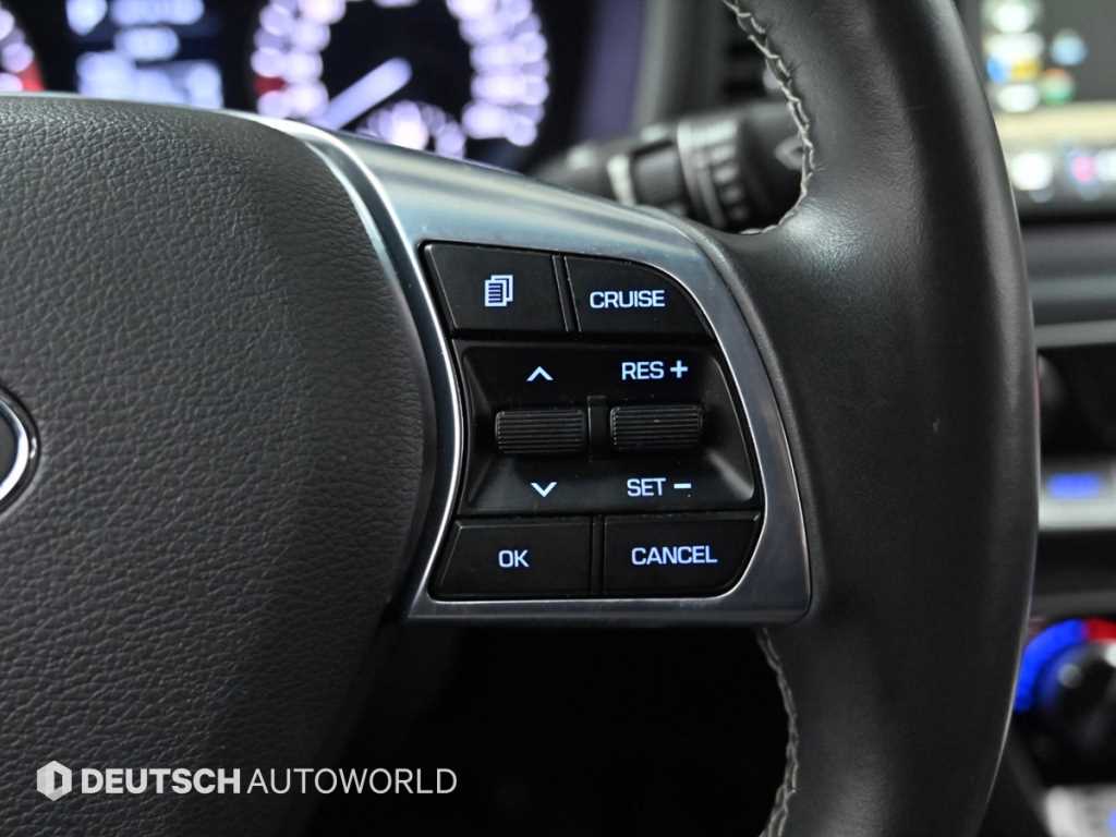 Hyundai Sonata — photo 18
