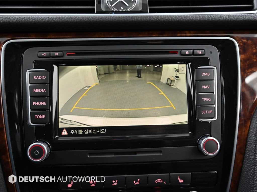 Volkswagen Passat — photo 15