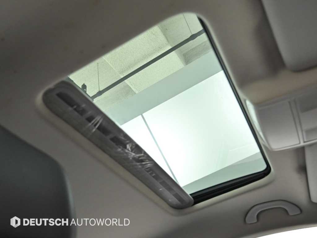 Volkswagen Passat — photo 19