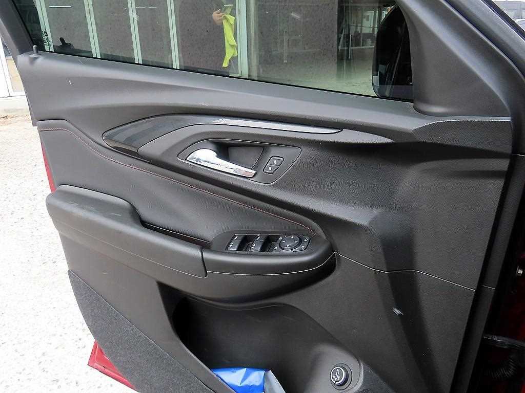 CHEVROLET Trailblazer — photo 11