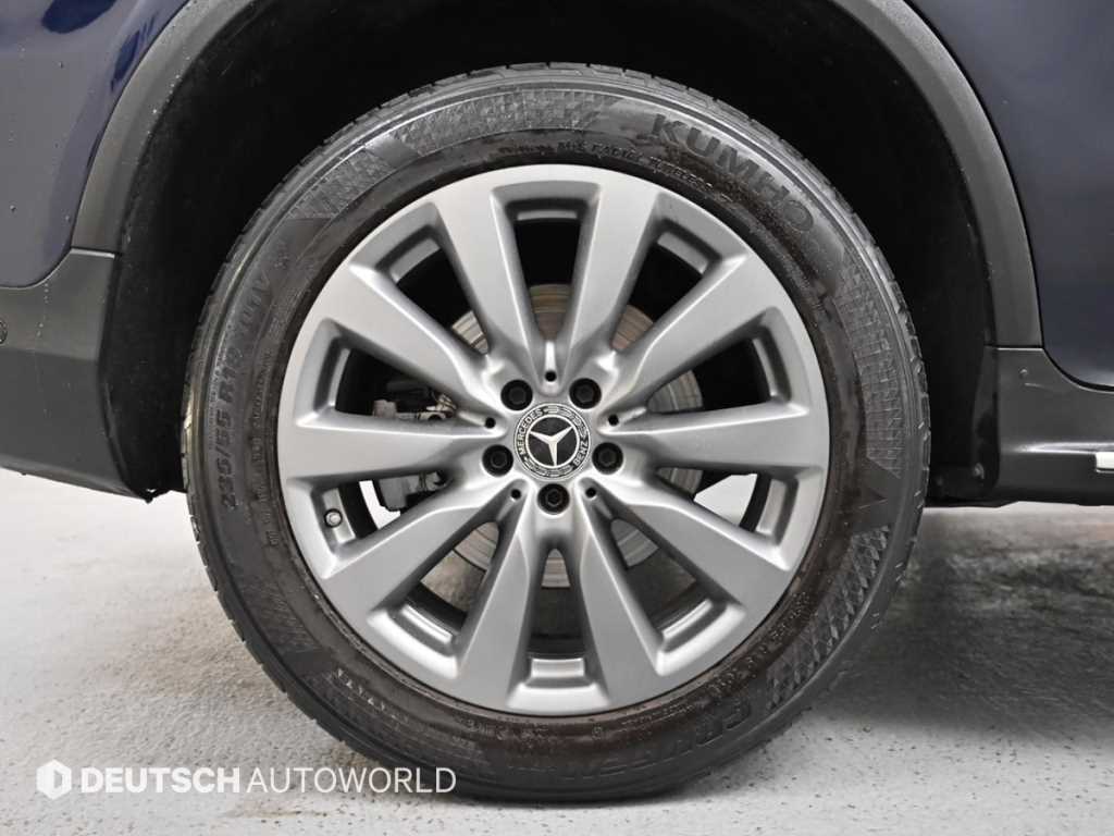 Mercedes-Benz GLC-Class — photo 05