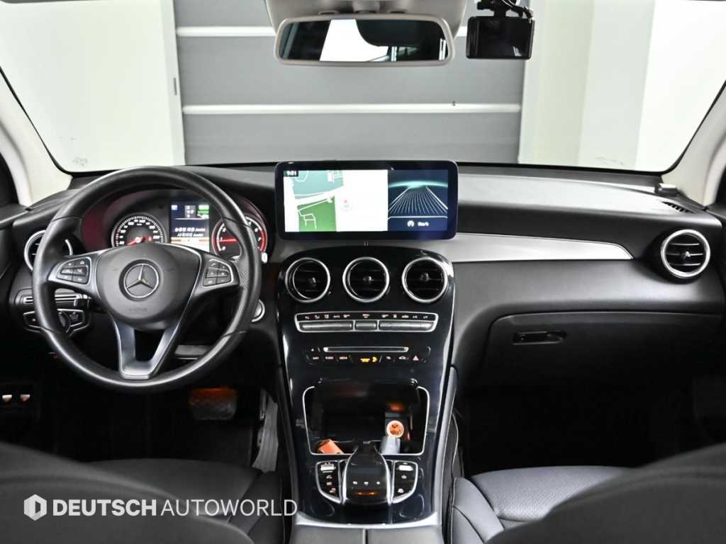 Mercedes-Benz GLC-Class — photo 07