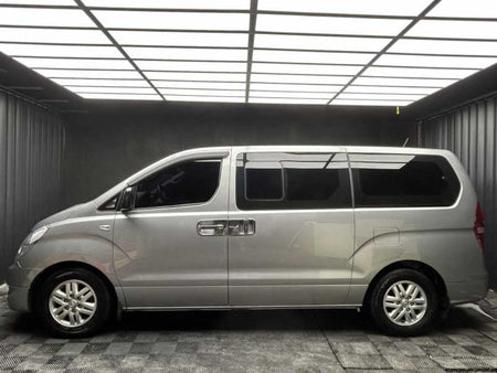 Hyundai Starex — photo 02