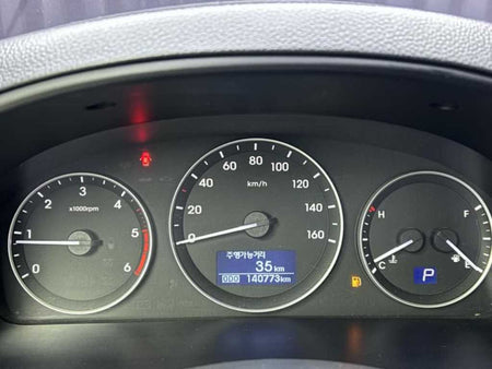 Hyundai Starex — photo 14