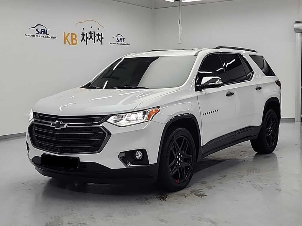 CHEVROLET Traverse — photo 01