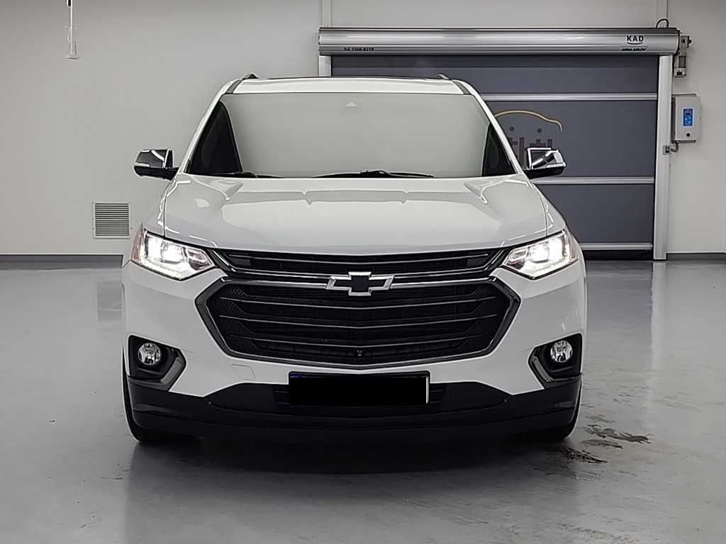CHEVROLET Traverse — photo 02