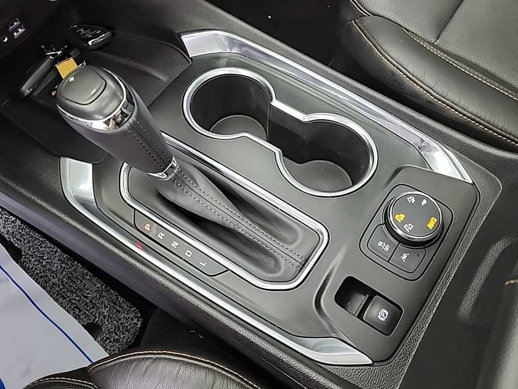 CHEVROLET Traverse — photo 08