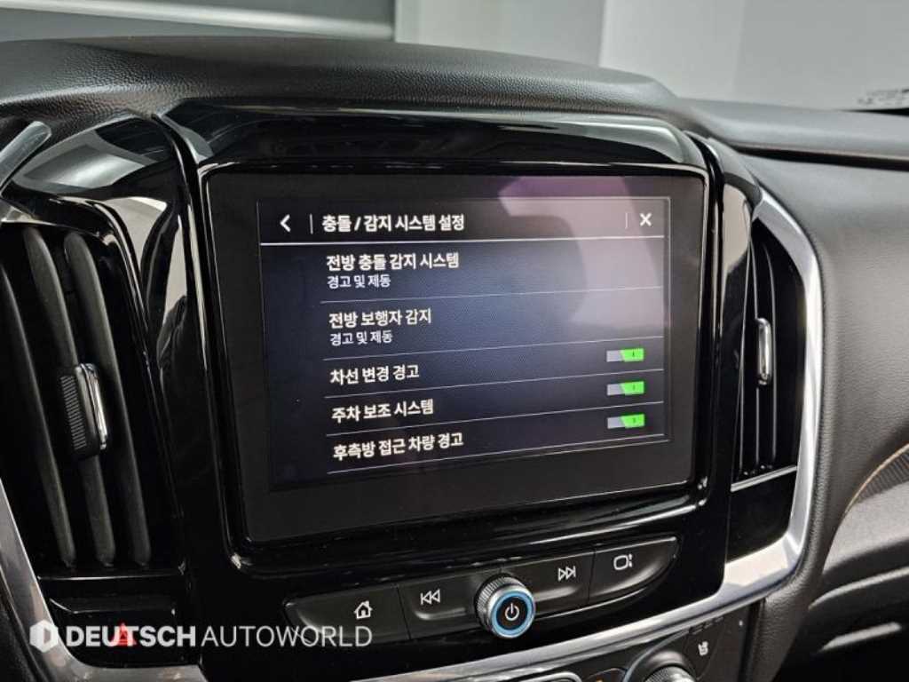CHEVROLET Traverse — photo 18