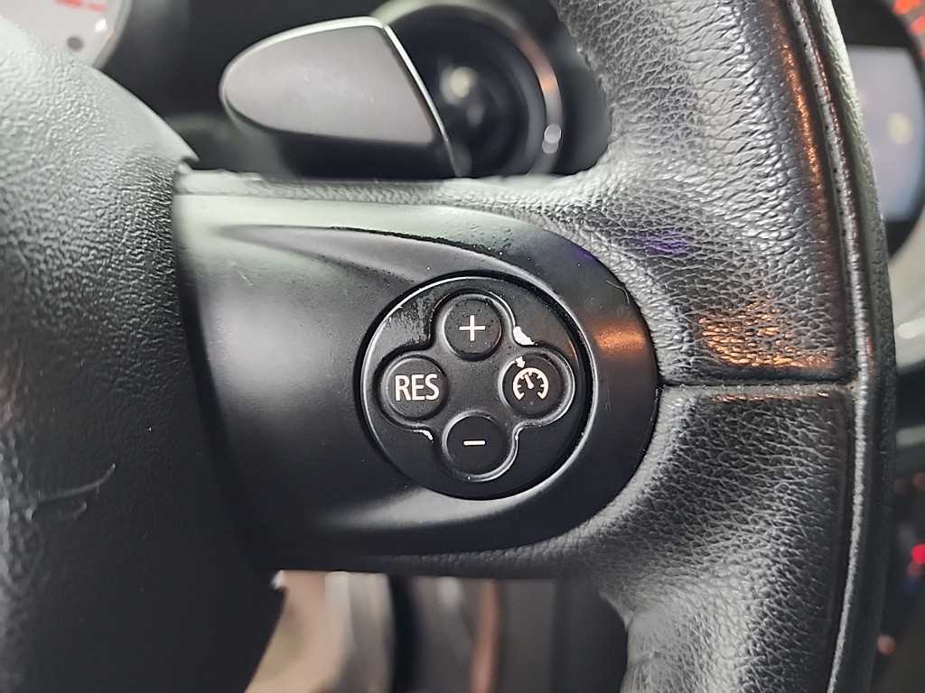 Mini Cooper — photo 16