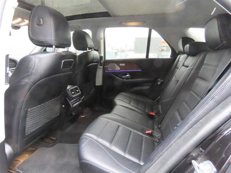 Mercedes-Benz GLE-Class — photo 09