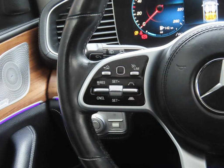 Mercedes-Benz GLE-Class — photo 12